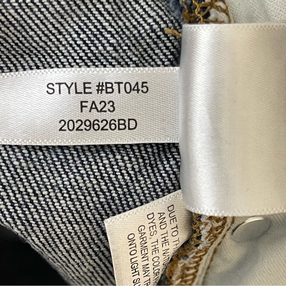 J.Crew Relaxed boyfriend jean in all-day stretch preppy comfy Size 30 - Picture 11 of 12